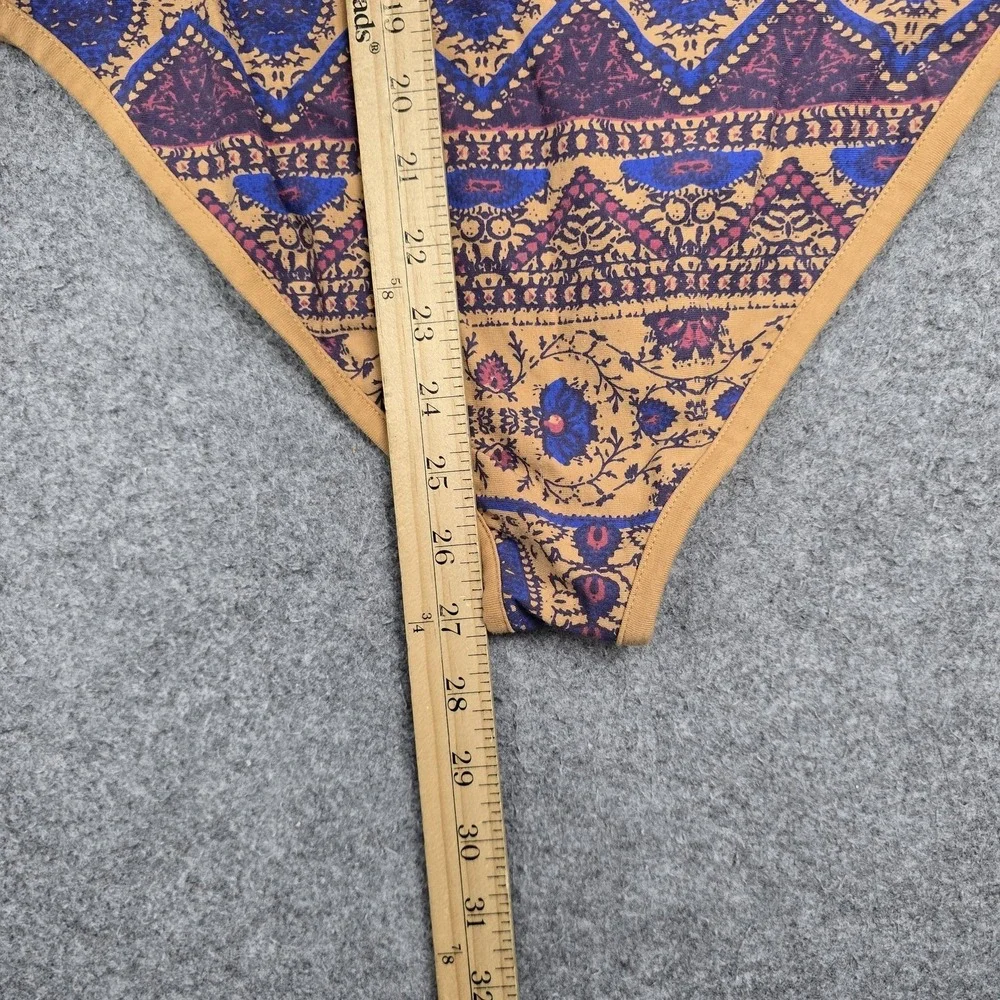 Intimately Free People Bodysuit Womens L Multi Floral Scoop Neck Snap Crotch